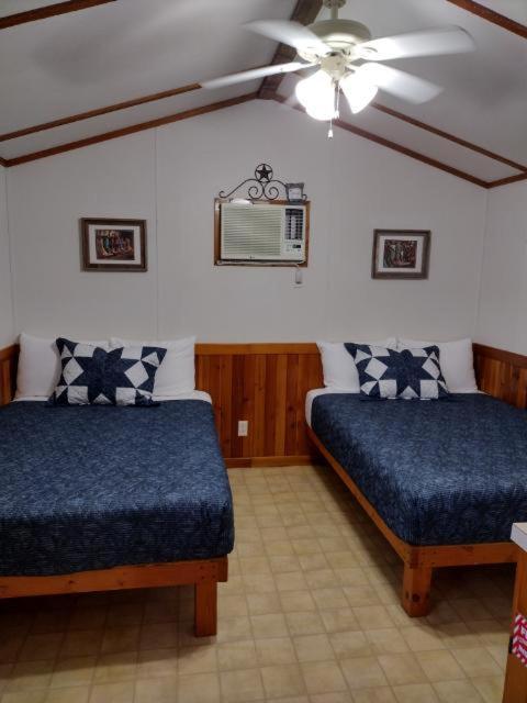 Top Of The Hill Rv Resort & Cabins Waring Luaran gambar